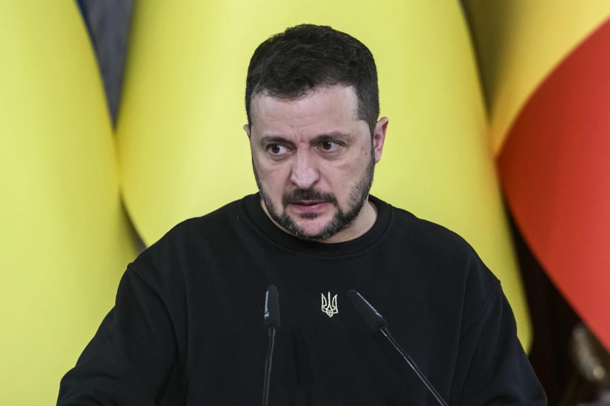 Zelenskis: apšaude starp SBU un HUR vienībām Kijivā ir kauns