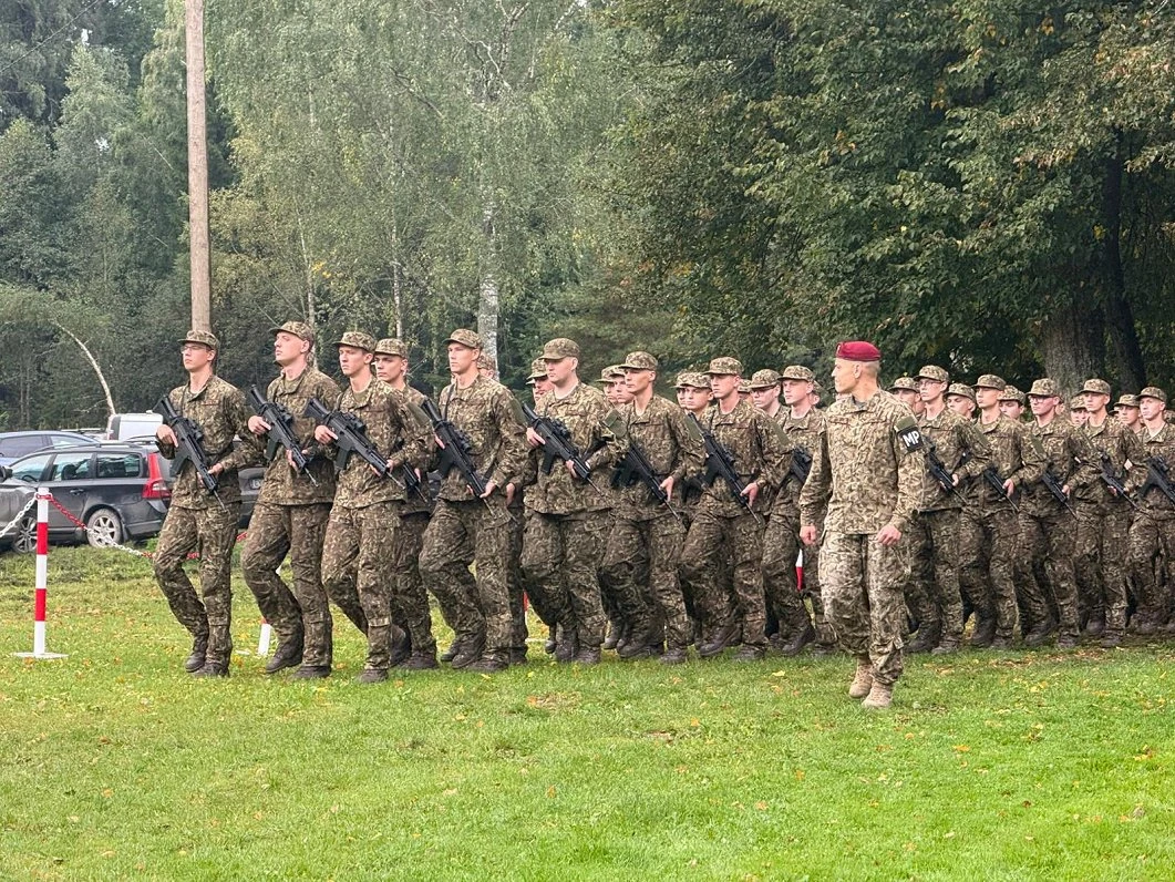 В Латвии 1200 солдат СГО принесли присягу