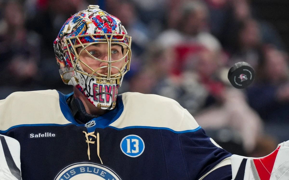 Elvis Merzļikins tuvākajā laikā nesāks NHL sezonu