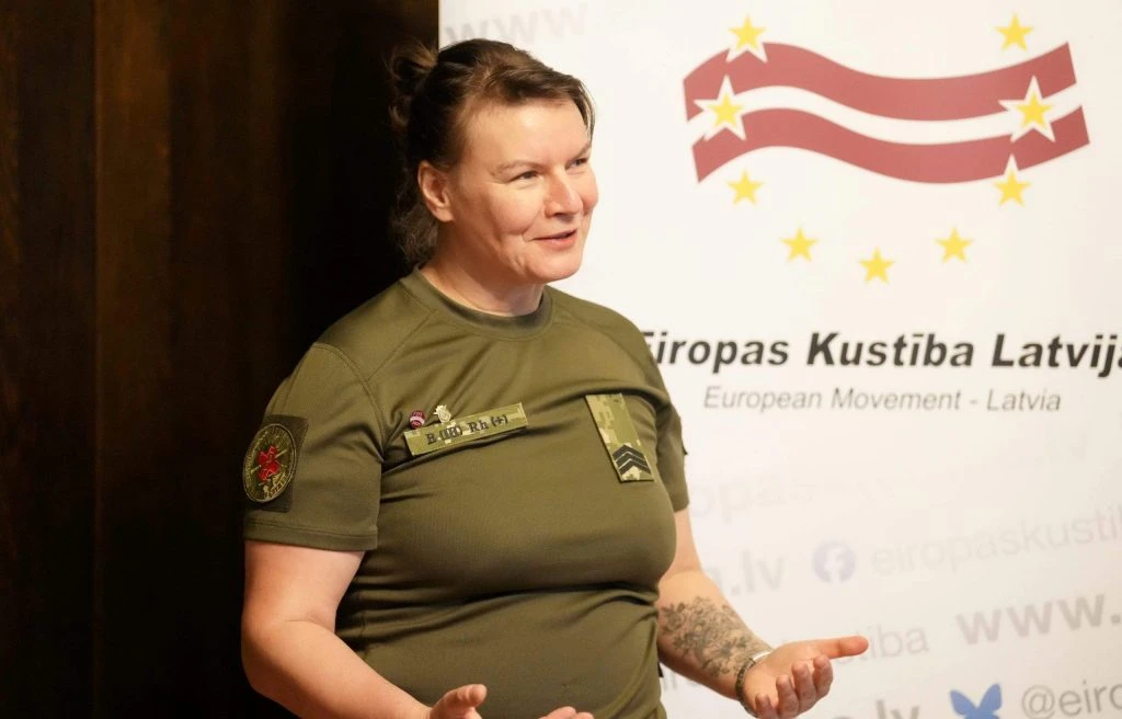 Латвийский медик Сармите Цируле тяжело ранена на фронте в Украине