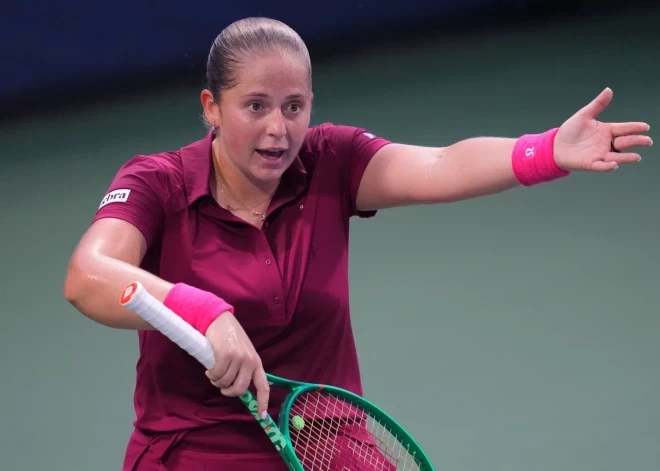 Aļona Ostapenko izstājas no Seulas WTA 250 turnīra