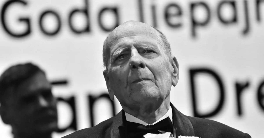 Mūžībā devies Liepājas teātra aktieris un režisors Jānis Dreiblats