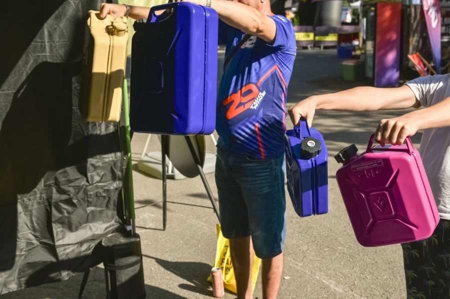 Saeimas komisija atbalsta degvielas cenu mazināšanas plānu