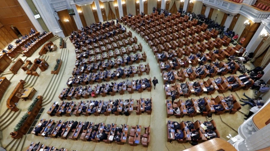 Rumānijas parlaments noraida Murešanu premjera amatam