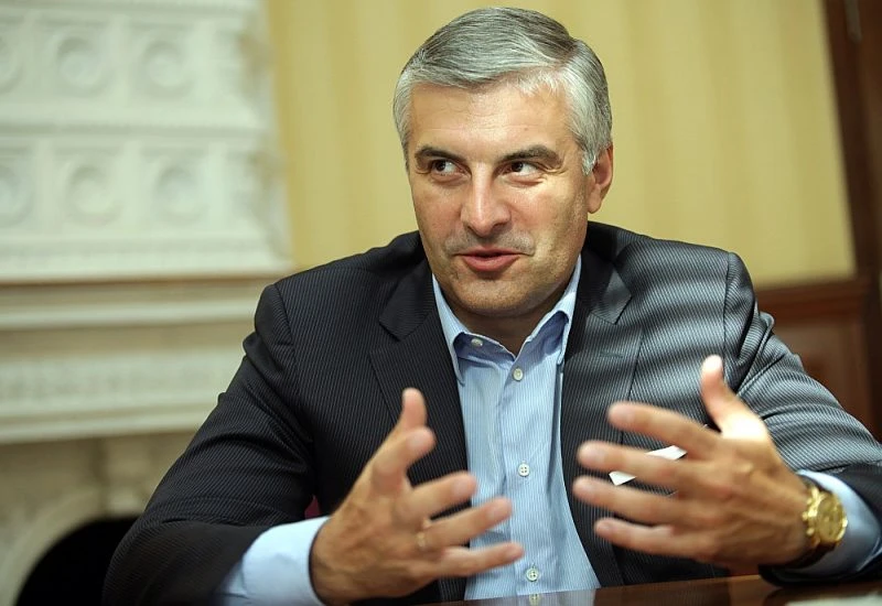 Глава «Signet Bank» призвал правительство Латвии сократить расходы