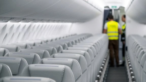 airBaltic планирует сокращение от 500 до 700 сотрудников