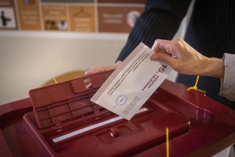 Politologs: zemo vēlētāju aktivitāti izraisa vilšanās politikā