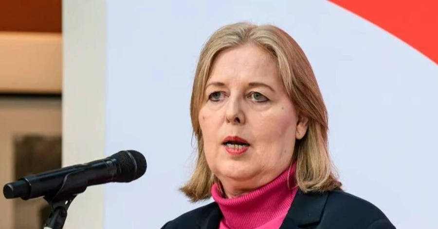 Vācijas darba ministre un SPD līdzpriekšsēdētāja Bāsa atkāpjas