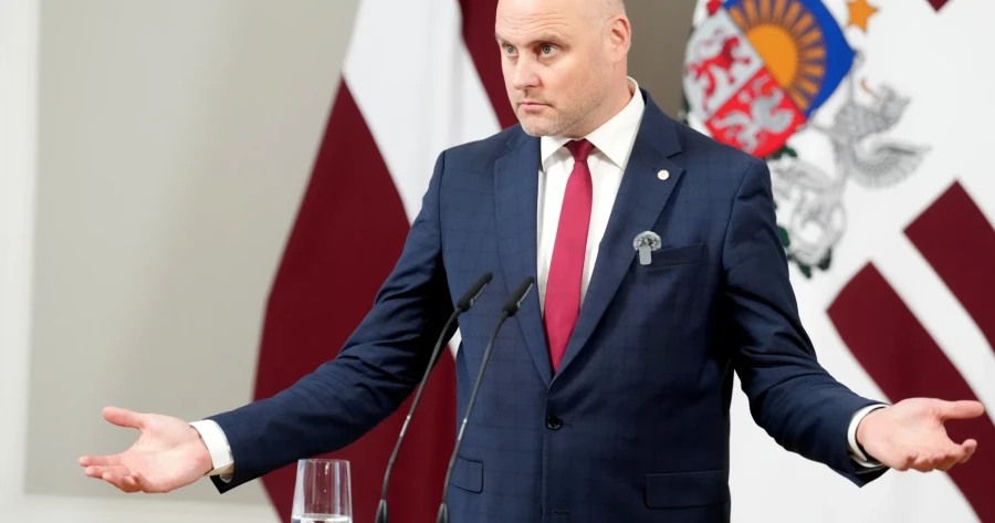 Кулбергс: запрет транзита зерна из РФ грозит исками до 800 млн евро