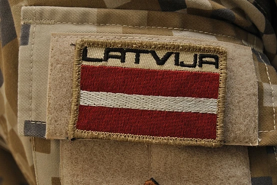Saeima pagarina Latvijas karavīru dalību NATO misijā Irākā