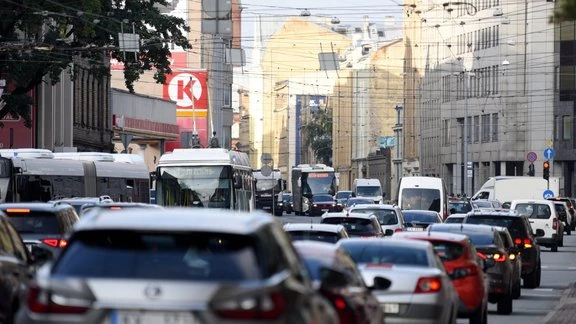 В Екабпилсе задержали бездомного, угнавлетнего автомобиль